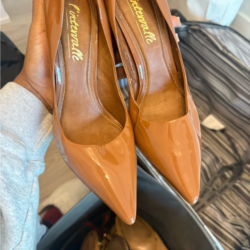 L'INTERVALLE Caramel Patent Leather Heels - Picture 3 of 8
